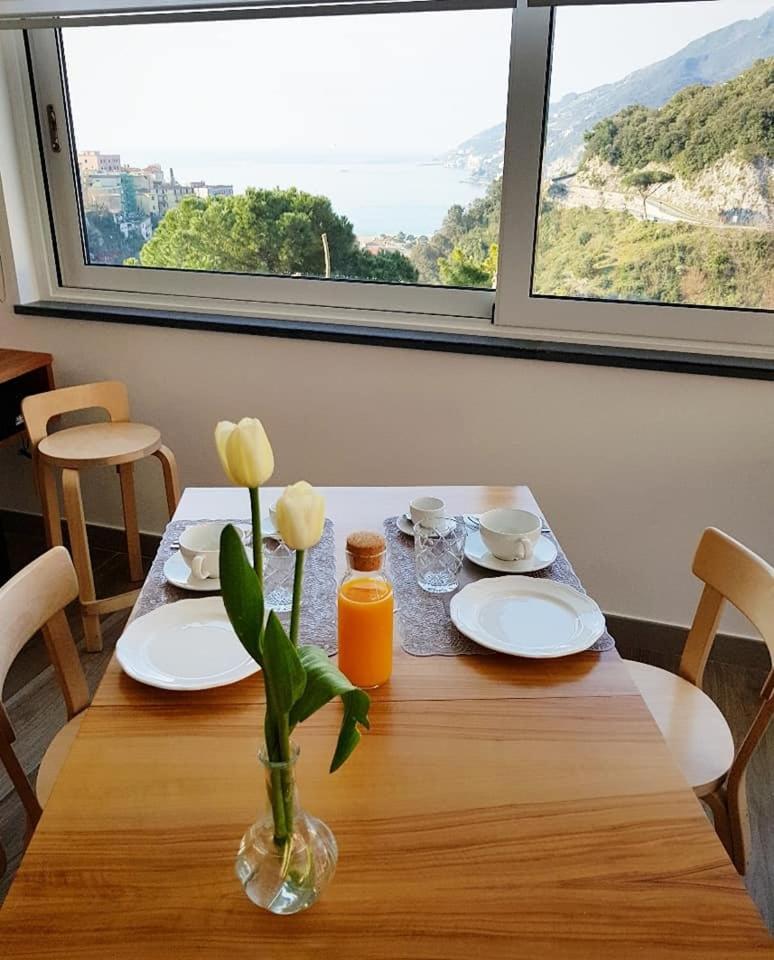 Ambrosea Amalfi Coast B&B Виетри Экстерьер фото